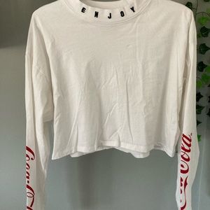 Coca-Cola Forever 21 Cropped Long Sleeve (Large)